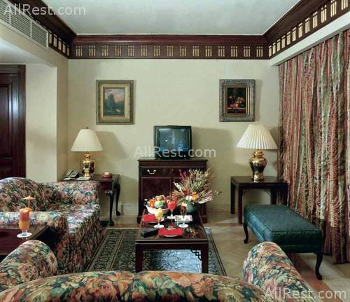 Pyramisa Suites Hotel & Casino 11